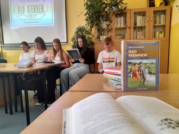 3. a Narodowe